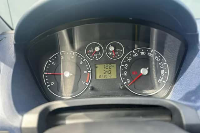 Ford Fiesta (2007) thumbnail 3