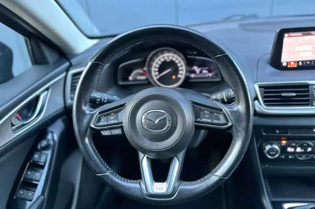 Mazda 3 (2018) thumbnail 4