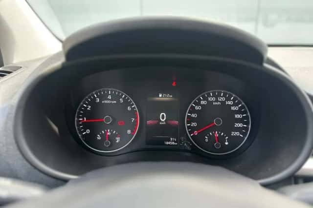 Kia Picanto (2022) thumbnail 3