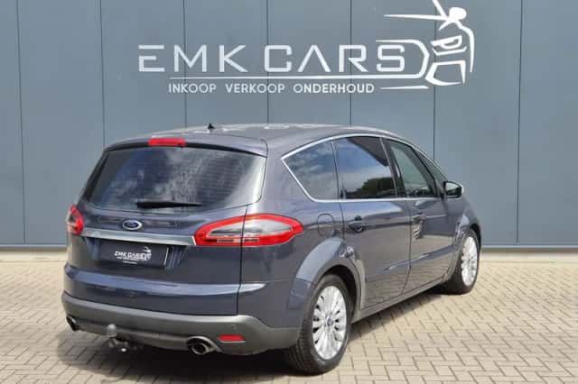 Ford S-Max (2011) thumbnail 2