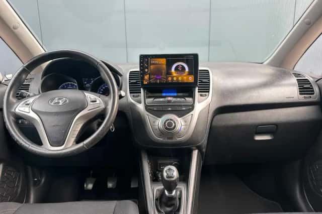 Hyundai ix20 (2011) thumbnail 5