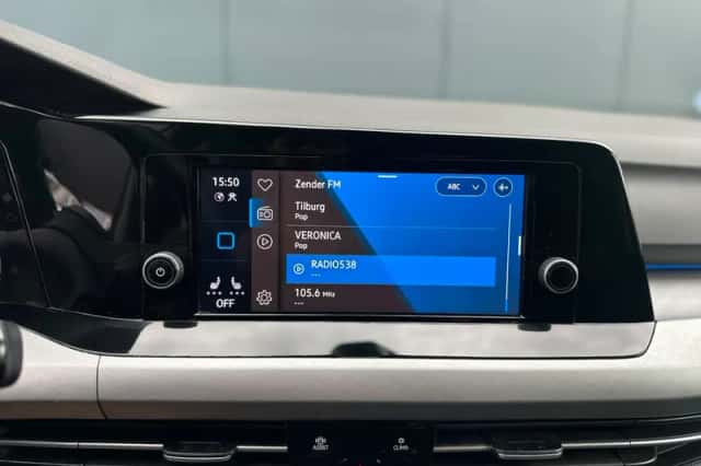 Volkswagen Golf (2021) thumbnail 6