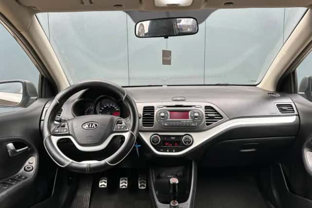 Kia Picanto (2012) thumbnail 4
