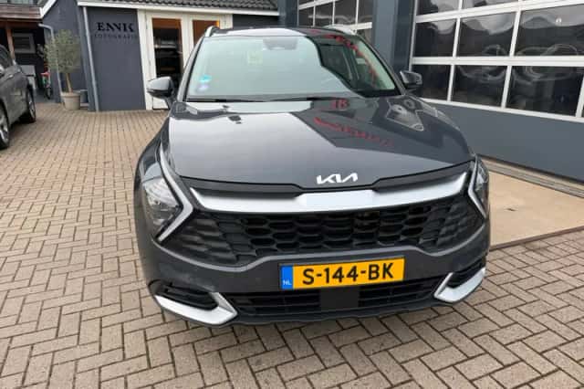 Kia Sportage (2022) thumbnail 3