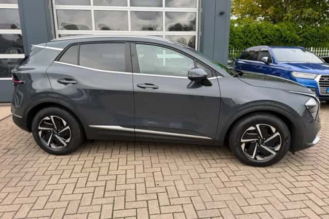 Kia Sportage (2022) thumbnail 6