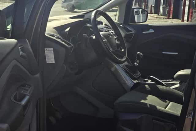 Ford C-Max (2014) thumbnail 4