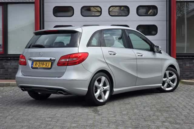 Mercedes-Benz B-Klasse (2012) thumbnail 3