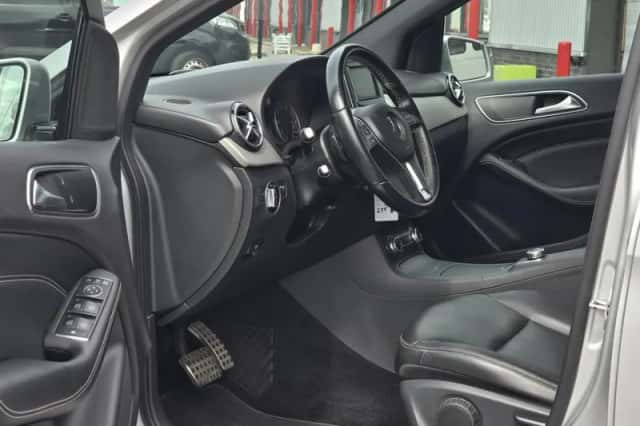 Mercedes-Benz B-Klasse (2012) thumbnail 4