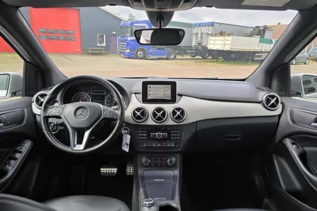 Mercedes-Benz B-Klasse (2012) thumbnail 6
