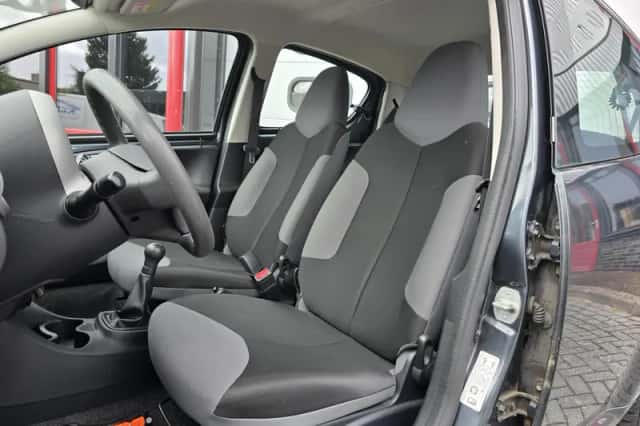 Peugeot 107 (2013) thumbnail 4