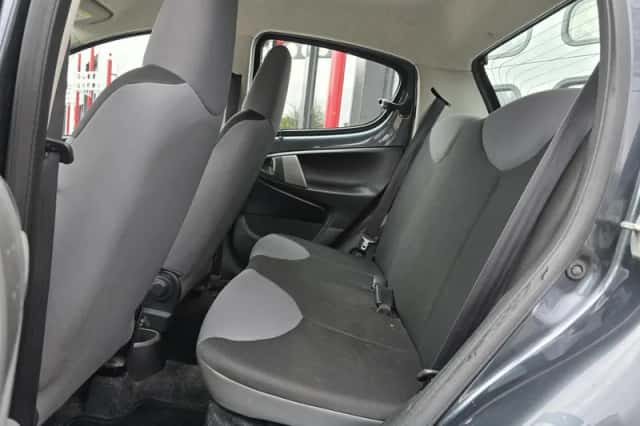 Peugeot 107 (2013) thumbnail 5