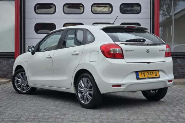 Suzuki Baleno (2018) thumbnail 2