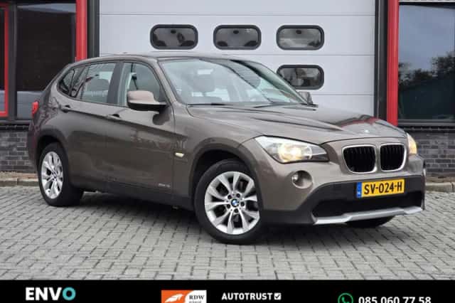 BMW X1 (2011) thumbnail 1