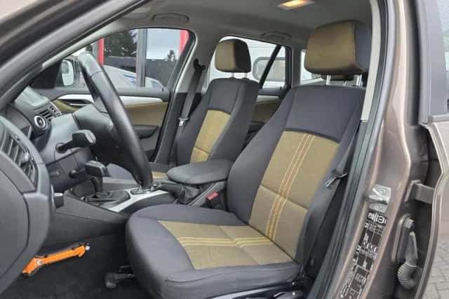 BMW X1 (2011) thumbnail 4