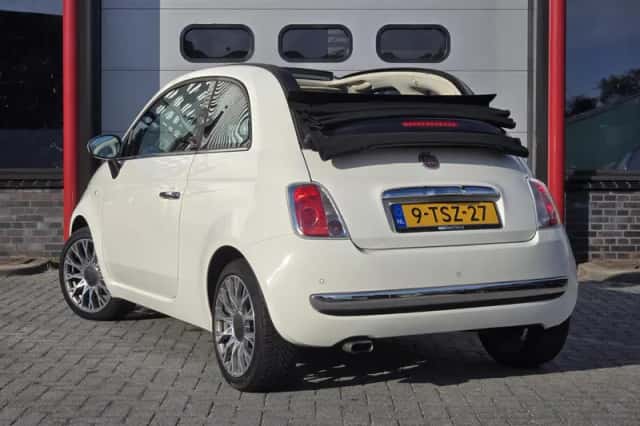 Fiat 500 (2014) thumbnail 2