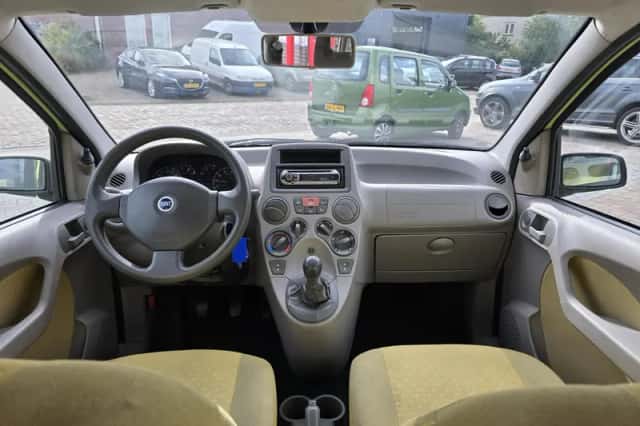 Fiat Panda (2004) thumbnail 3