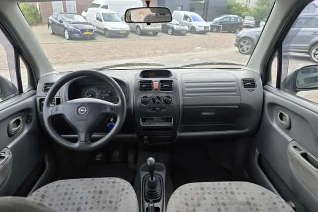 Opel Agila (2002) thumbnail 3