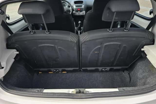 Peugeot 107 (2013) thumbnail 6