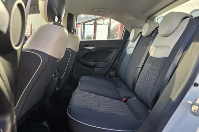 Fiat 500 (2019) thumbnail 5