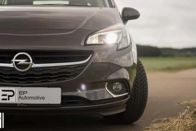 Opel Corsa (2015) thumbnail 2