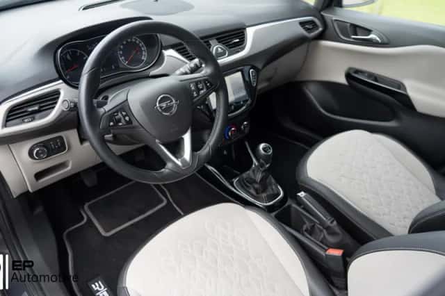 Opel Corsa (2015) thumbnail 4