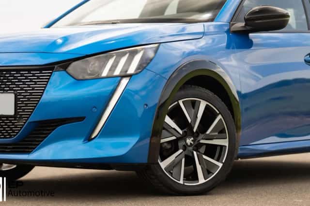 Peugeot 208 (2021) thumbnail 3
