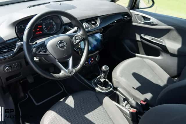 Opel Corsa (2017) thumbnail 4