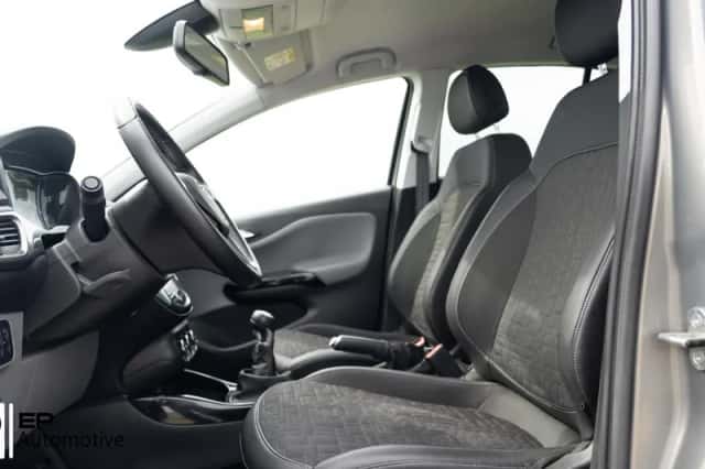 Opel Corsa (2015) thumbnail 3