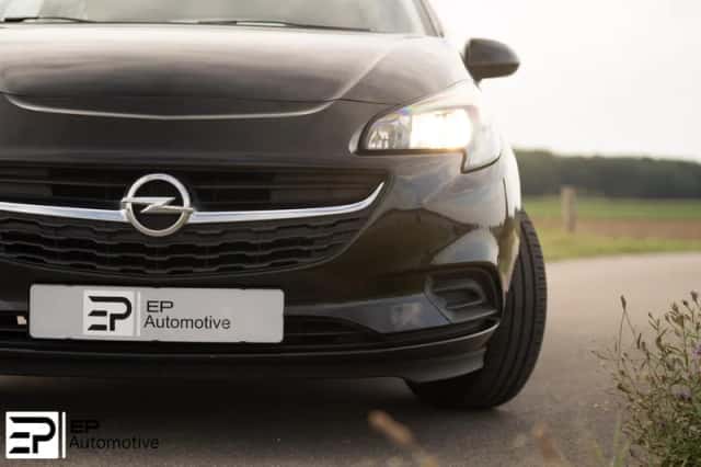 Opel Corsa (2015) thumbnail 2