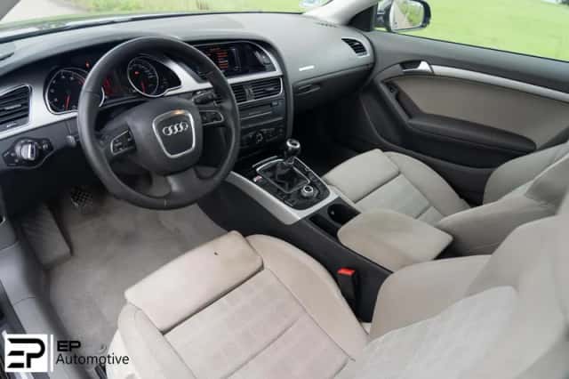Audi A5 (2010) thumbnail 5