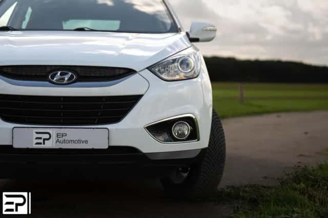 Hyundai ix35 (2011) thumbnail 2