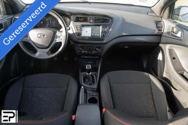 Hyundai i20 (2019) thumbnail 6