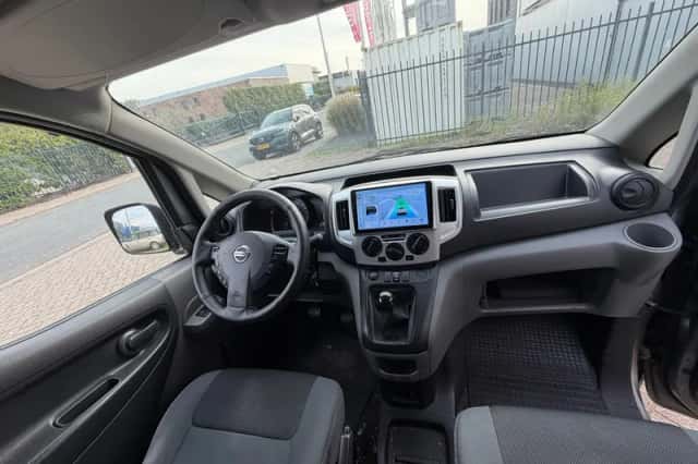 Nissan NV200 (2015) thumbnail 6