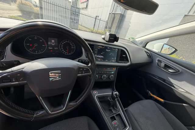 SEAT Leon (2017) thumbnail 6