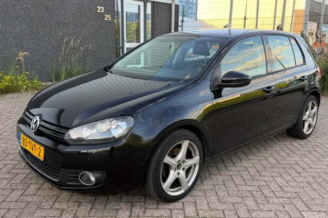 Volkswagen Golf (2009) thumbnail 1
