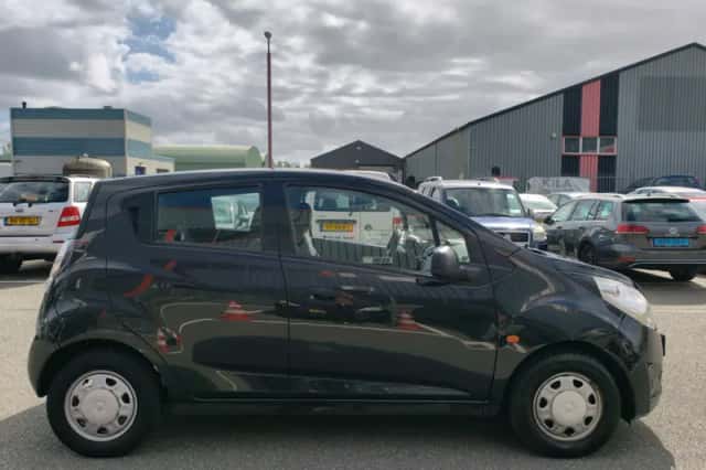 Chevrolet Spark (2011) thumbnail 6