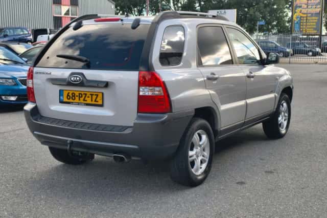 Kia Sportage (2005) thumbnail 5