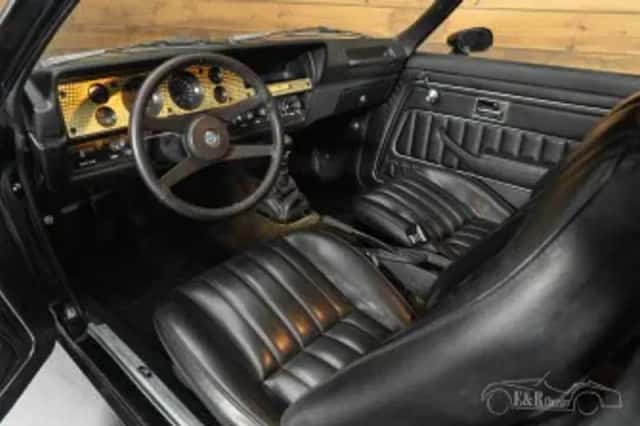Chevrolet Vega (1975) thumbnail 2