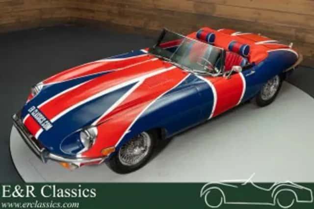 Jaguar E-Type (1970) thumbnail 3
