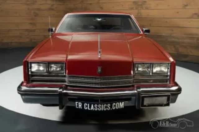 Oldsmobile Toronado (1985) thumbnail 6
