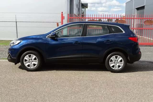 Renault Kadjar (2015) thumbnail 2