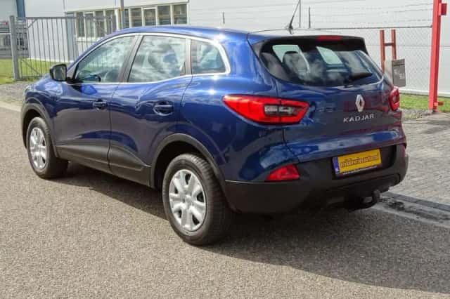Renault Kadjar (2015) thumbnail 3