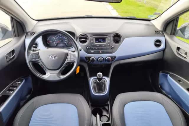 Hyundai i10 (2015) thumbnail 4