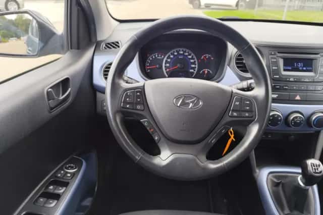 Hyundai i10 (2015) thumbnail 6