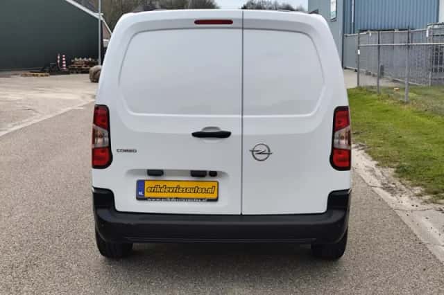 Opel Combo (2024) thumbnail 4