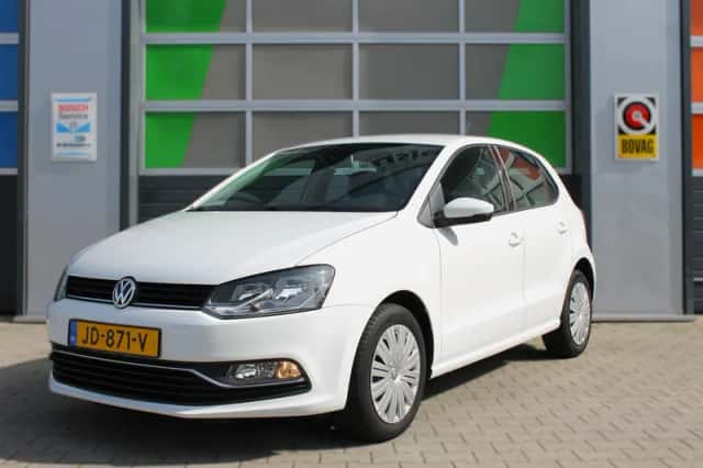 Volkswagen Polo (2016) thumbnail 1