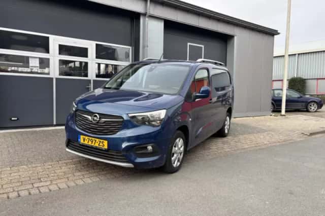 Opel Combo (2019) thumbnail 4