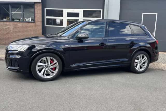 Audi Q7 (2020) thumbnail 6