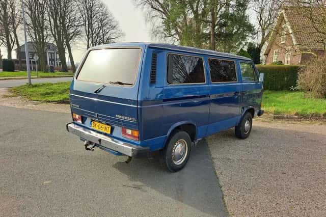 Volkswagen Caravelle (1987) thumbnail 4