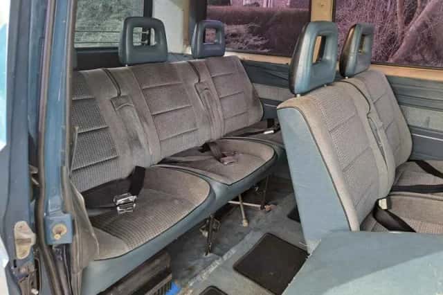 Volkswagen Caravelle (1987) thumbnail 6